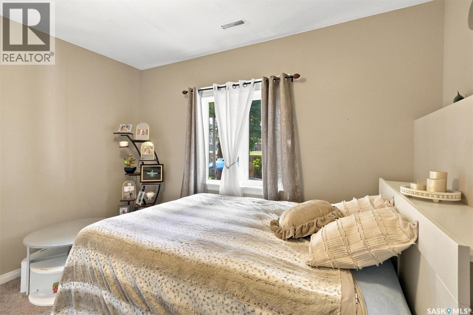 715 Bellmont Court, Saskatoon, Saskatchewan  S7V 1K7 - Photo 42 - SK044787