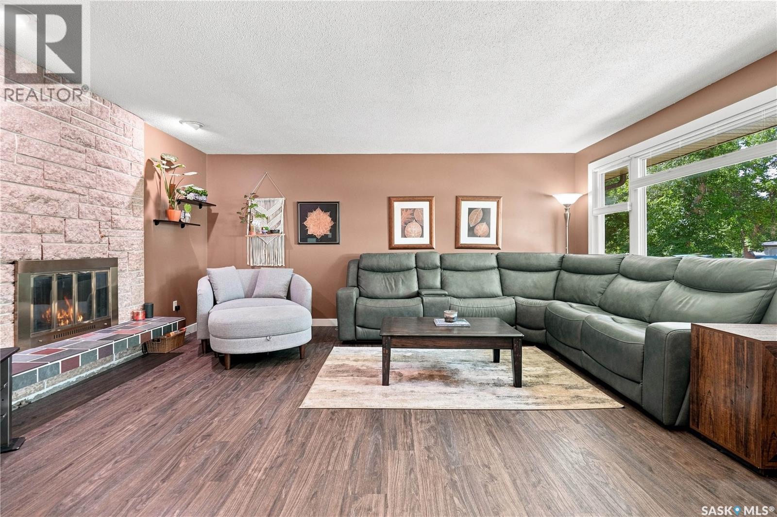 29 Everett Crescent, Regina, Saskatchewan  S4S 2M8 - Photo 4 - SK044655