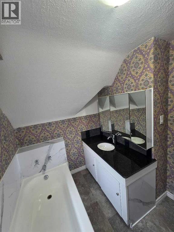 511 12c Street N, Lethbridge, Alberta  T1H 2N4 - Photo 16 - A2333522
