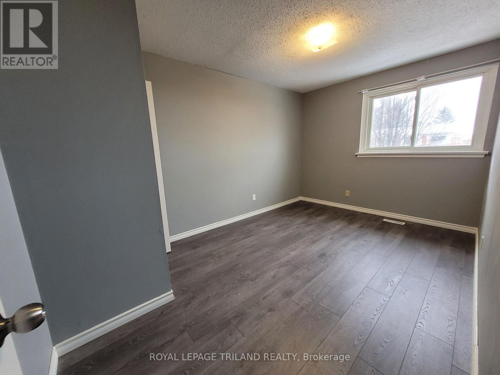 7 - 358 Homestead Court, London North, Ontario  N6G 2E9 - Photo 8 - X13650614