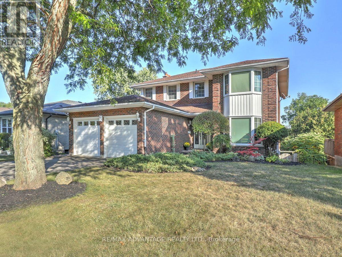 264 SUFFOLK PLACE, London North, Ontario