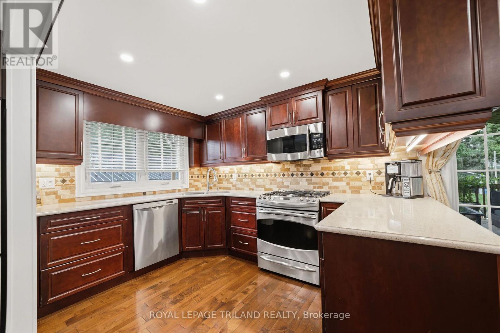 172 Simpson Street, Southwest Middlesex, Ontario  N0L 1M0 - Photo 15 - X13650726