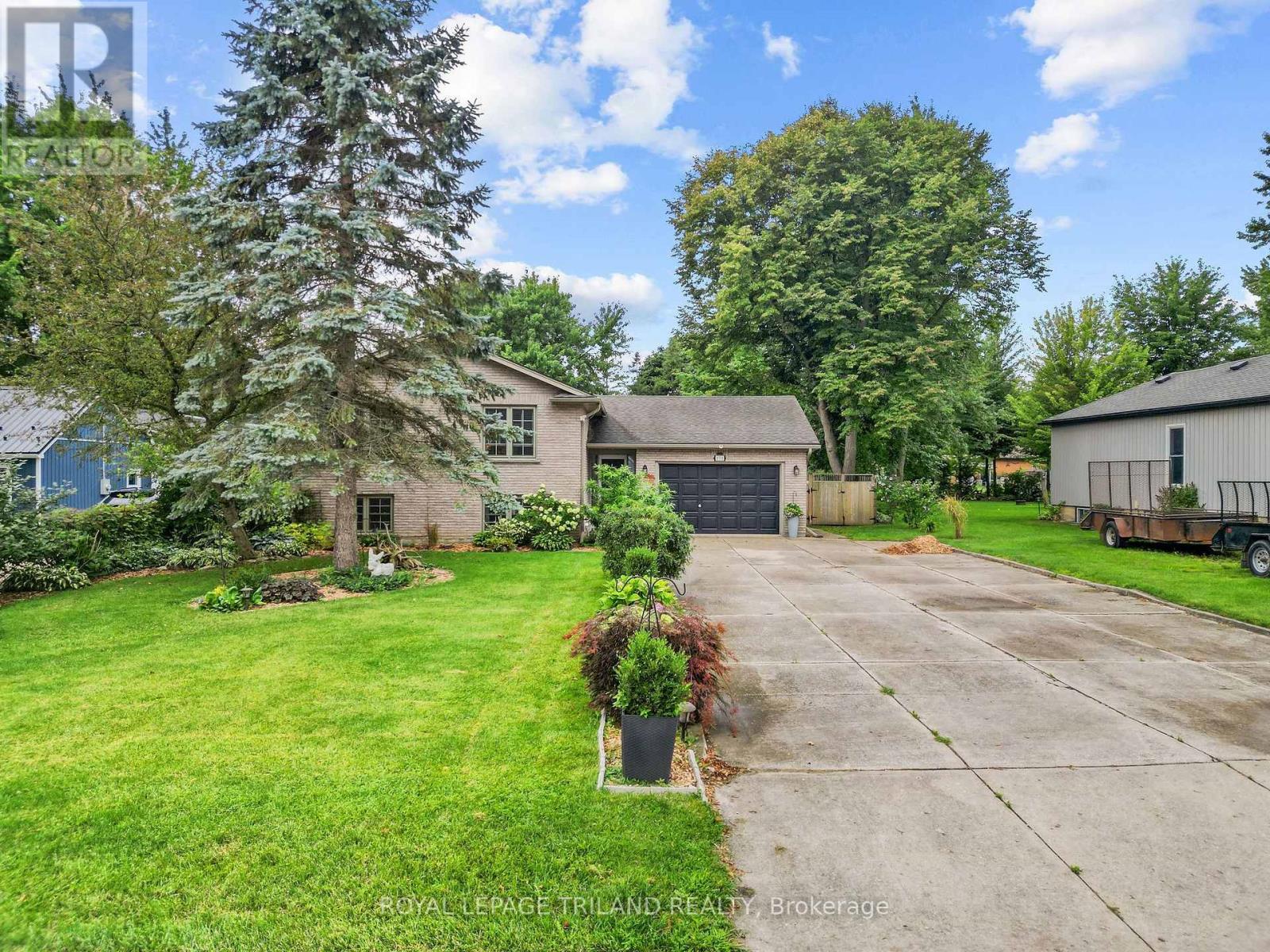 172 Simpson Street, Southwest Middlesex, Ontario  N0L 1M0 - Photo 2 - X13650726