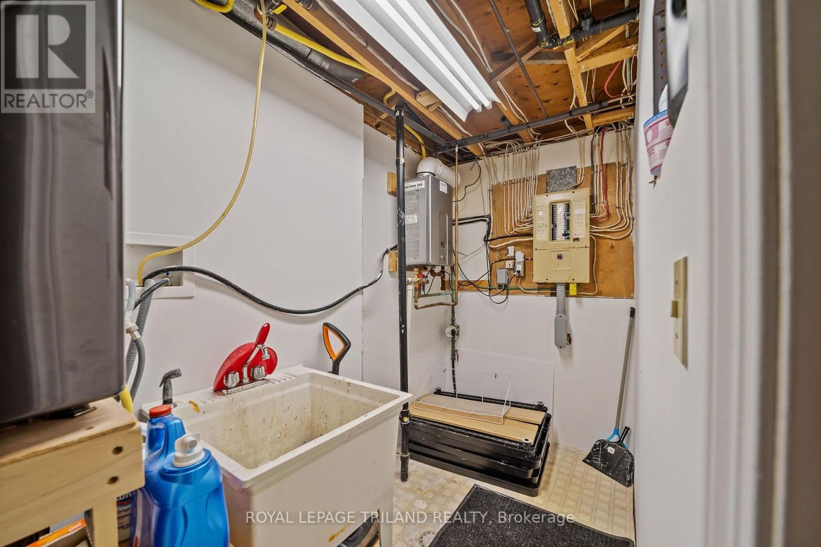 172 Simpson Street, Southwest Middlesex, Ontario  N0L 1M0 - Photo 24 - X13650726