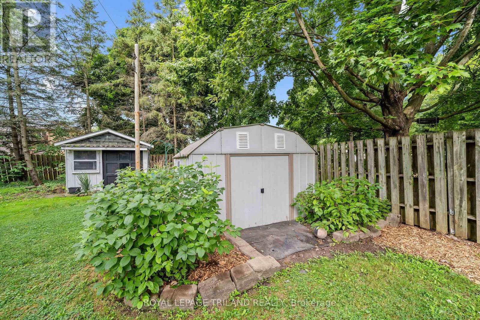 172 Simpson Street, Southwest Middlesex, Ontario  N0L 1M0 - Photo 36 - X13650726