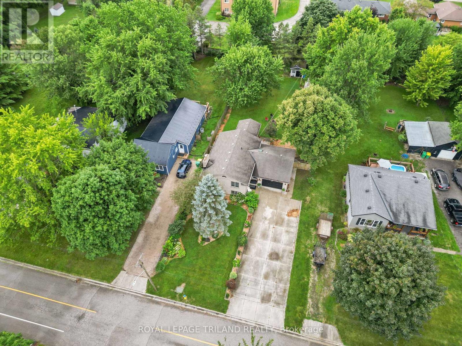 172 Simpson Street, Southwest Middlesex, Ontario  N0L 1M0 - Photo 38 - X13650726