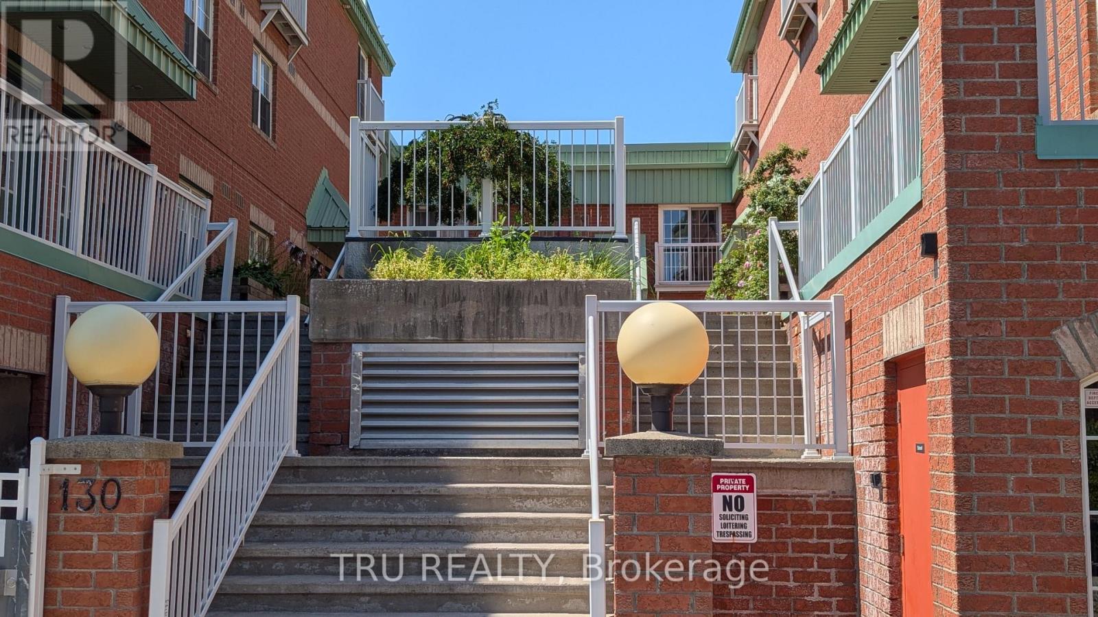 2 - 130 Rochester Street, Ottawa, Ontario  K1R 0A3 - Photo 2 - X13650636