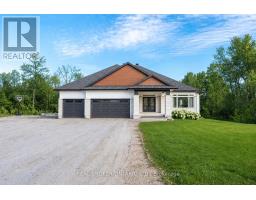 119 ERNEST WAY, Tay Valley, Ontario