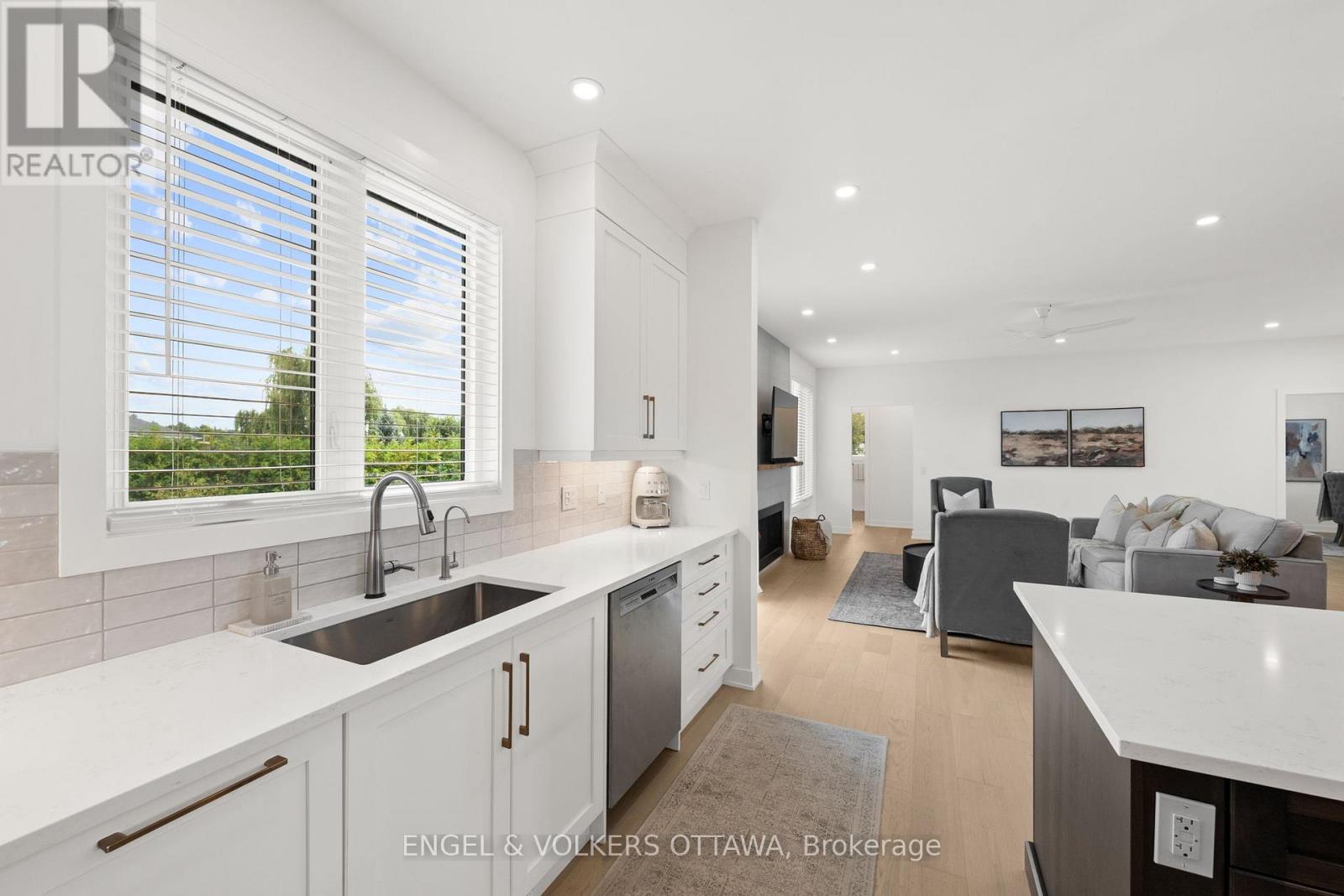 2932 Danbury Way, Ottawa, Ontario  K0A 2T0 - Photo 16 - X13650740