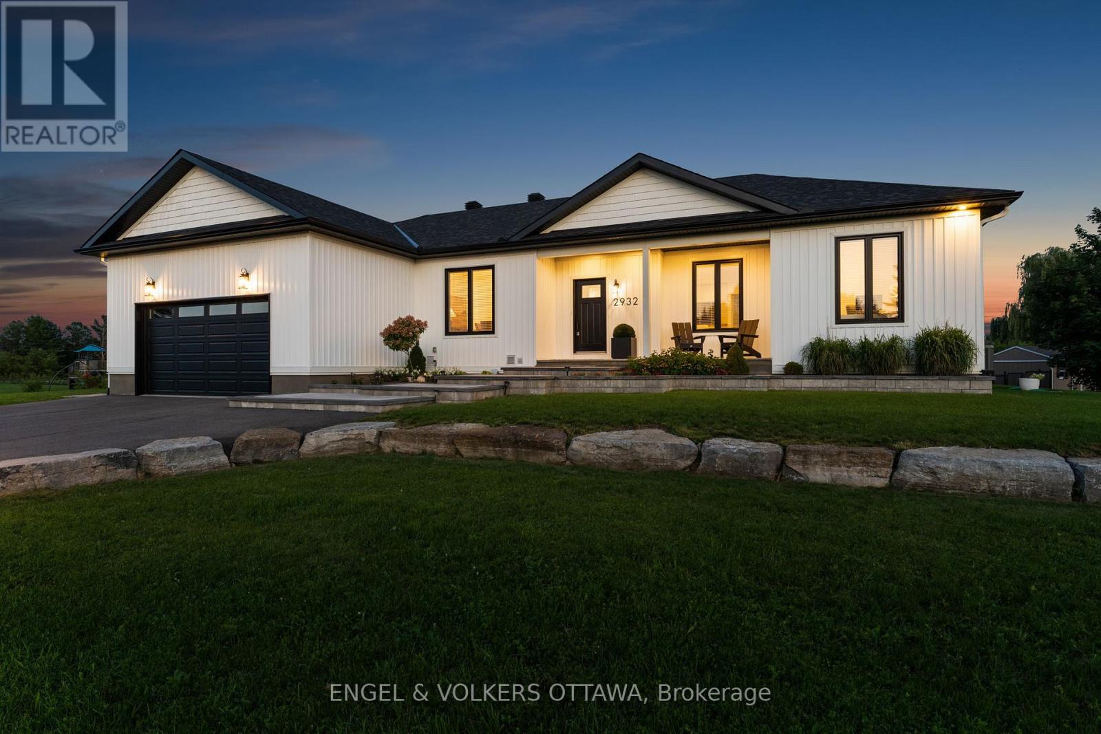 2932 Danbury Way, Ottawa, Ontario  K0A 2T0 - Photo 2 - X13650740