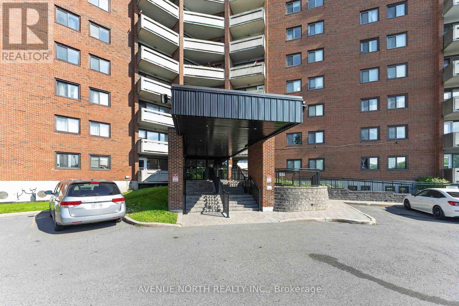 820 - 3100 Carling Avenue, Ottawa, Ontario  K2B 6J6 - Photo 2 - X13650866
