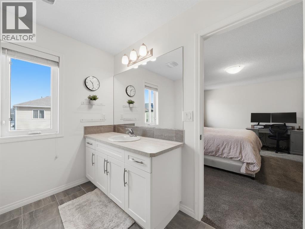 414 Windrow Common SW, Airdrie, Alberta  T4B 4K4 - Photo 22 - A2335105