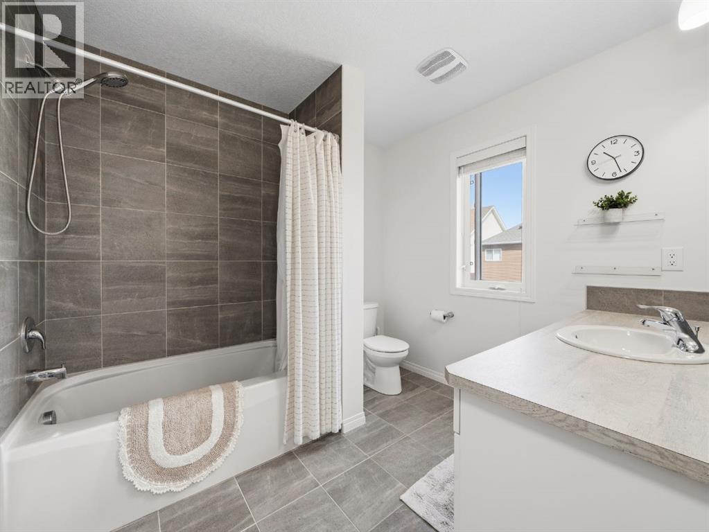 414 Windrow Common SW, Airdrie, Alberta  T4B 4K4 - Photo 21 - A2335105