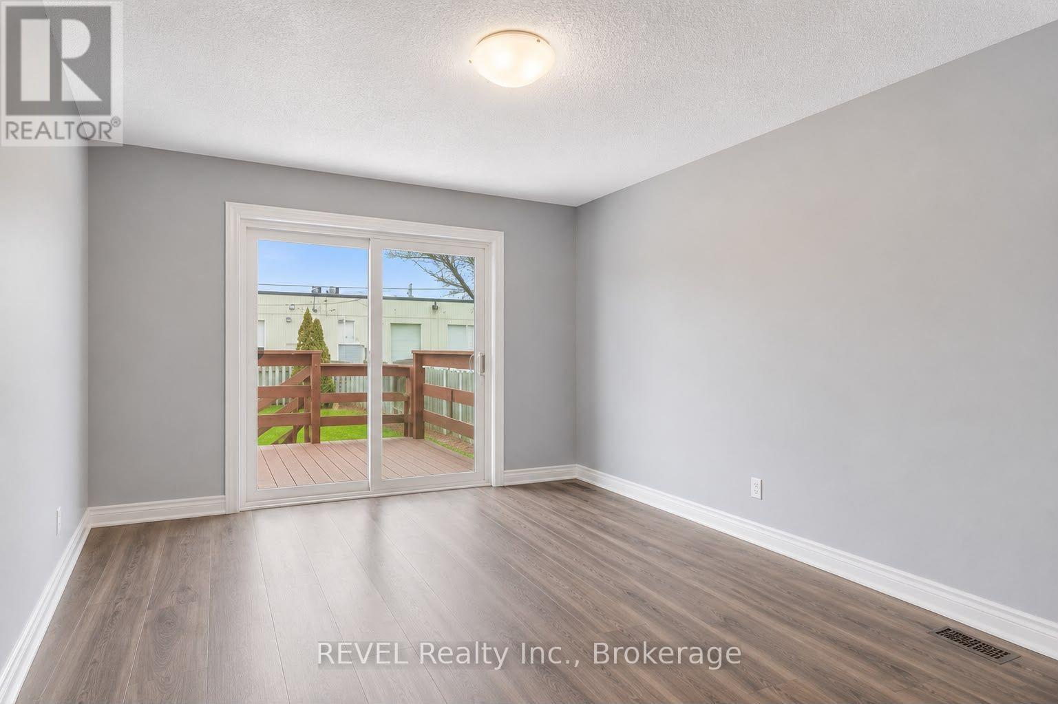 Upper - 52 Bula Drive, St. Catharines, Ontario  L2N 6R6 - Photo 8 - X13650644