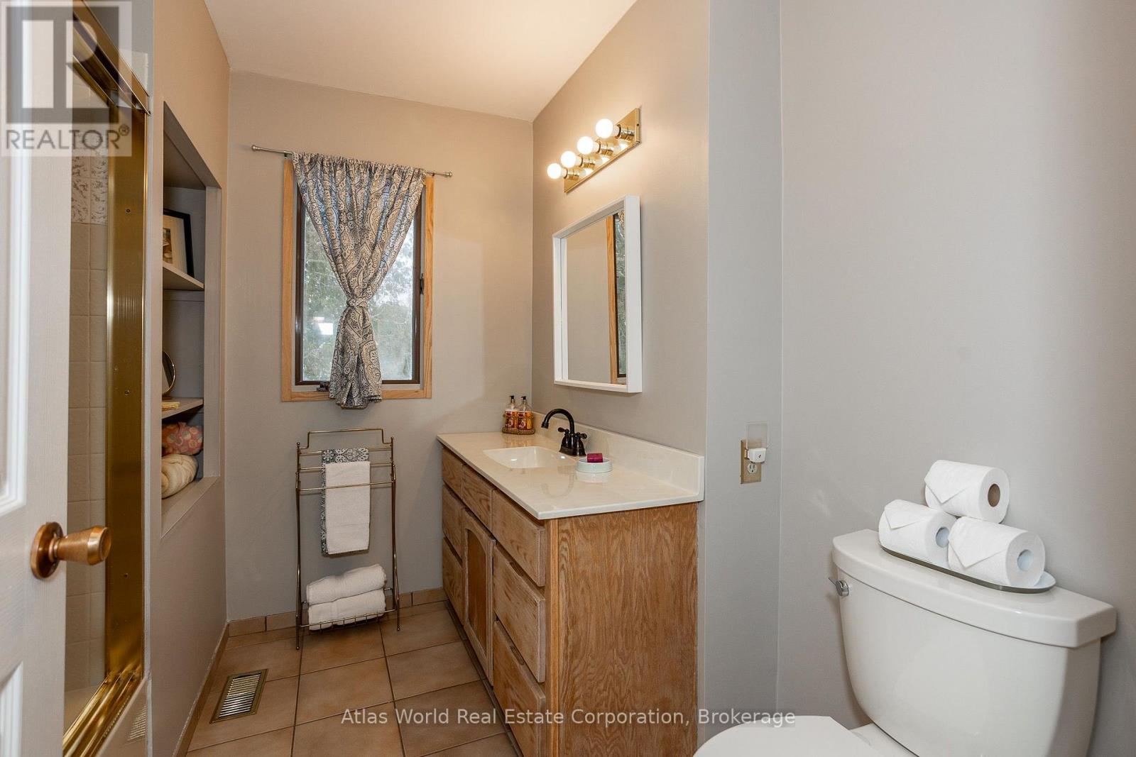19 Front Street, South Bruce Peninsula, Ontario  N0H 2T0 - Photo 38 - X13650034