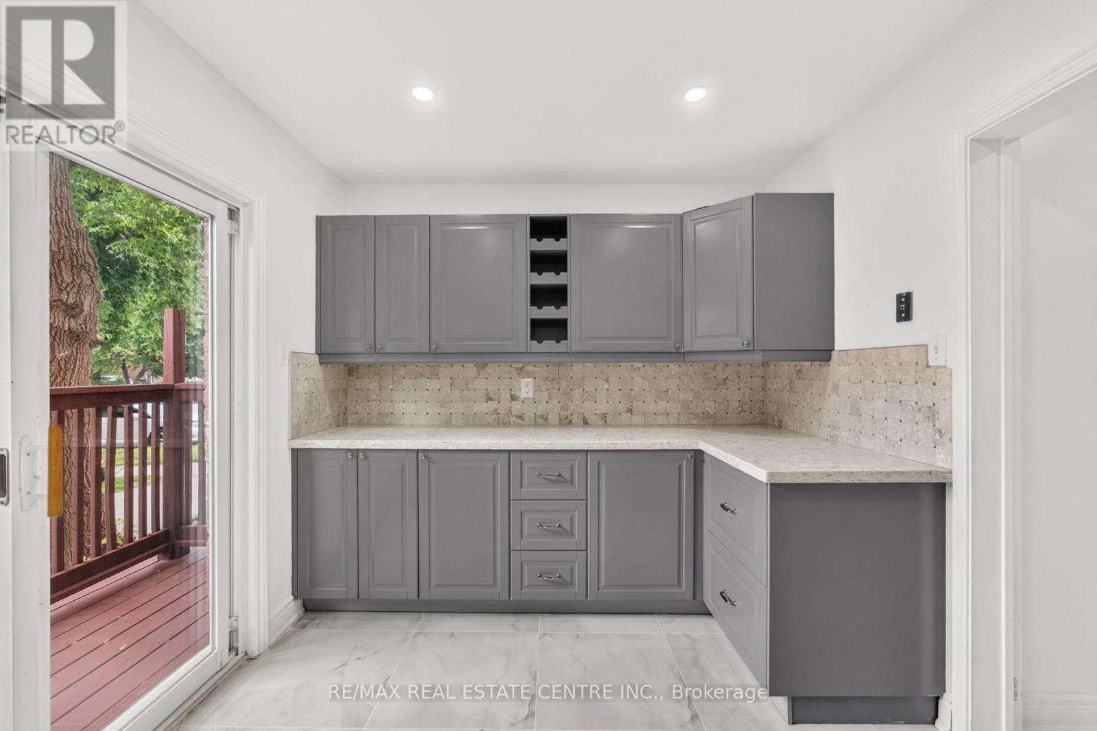 62 Bramhall Circle, Brampton, Ontario  L6V 2G4 - Photo 15 - W13649586
