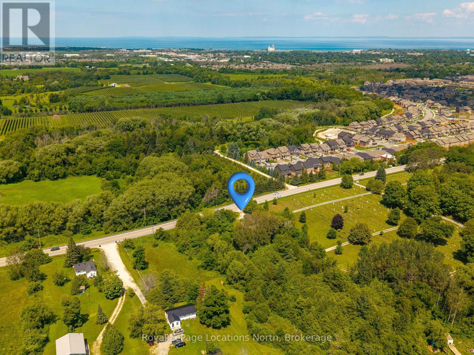 8081 Poplar Side Road, Clearview, Ontario  L9Y 3Y9 - Photo 3 - S13650600