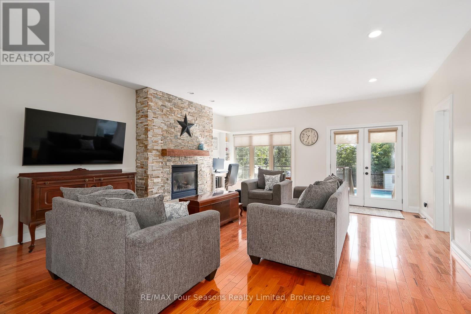 121 Elm Street, Collingwood, Ontario  L9Y 3J3 - Photo 17 - S13650734