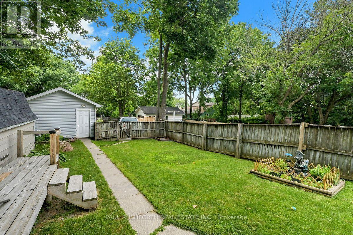 65 Hickory Street, Gananoque, Ontario  K7G 2P6 - Photo 20 - X13589392