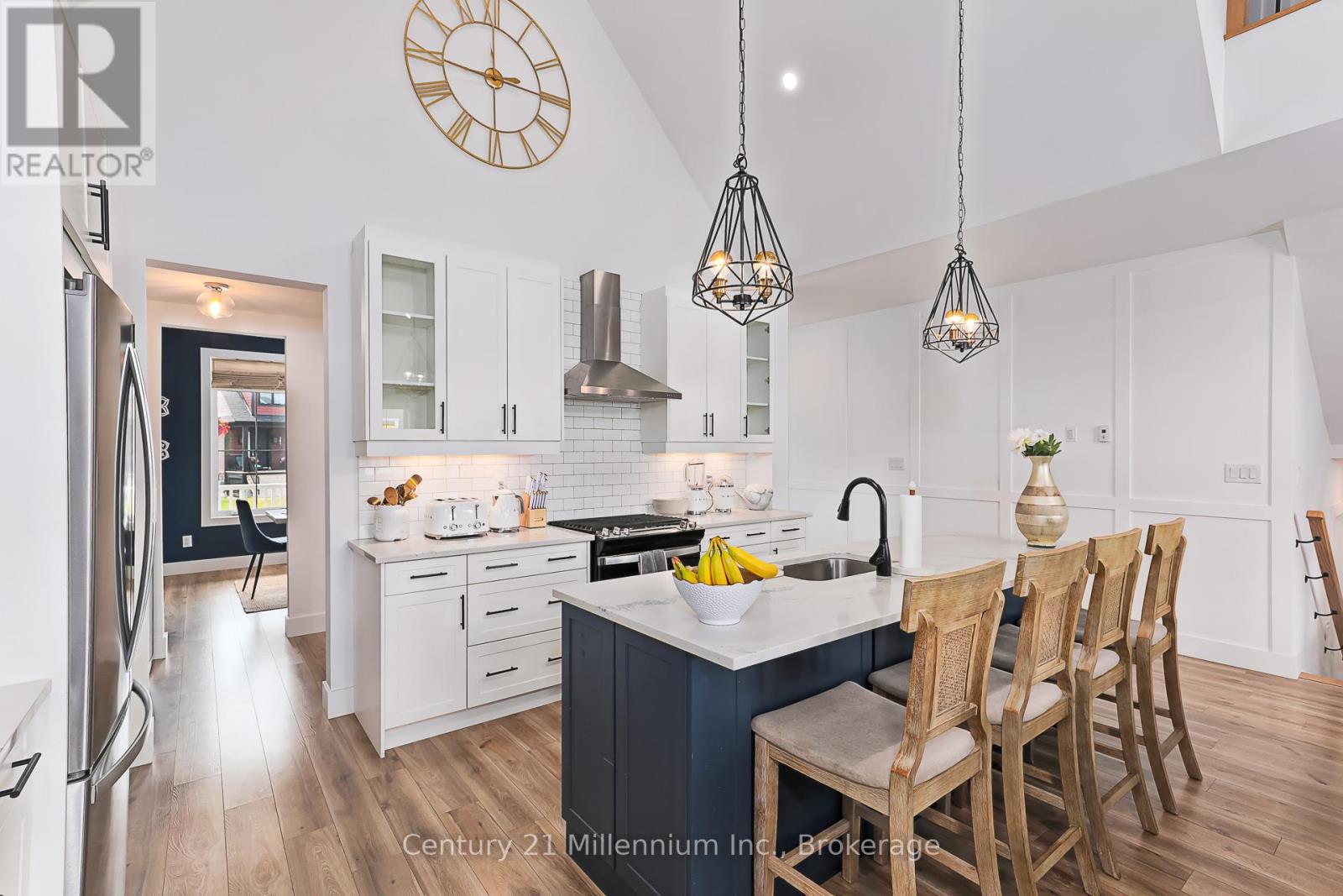 160 Sycamore Street, Blue Mountains, Ontario  L9Y 4E4 - Photo 12 - X13650622