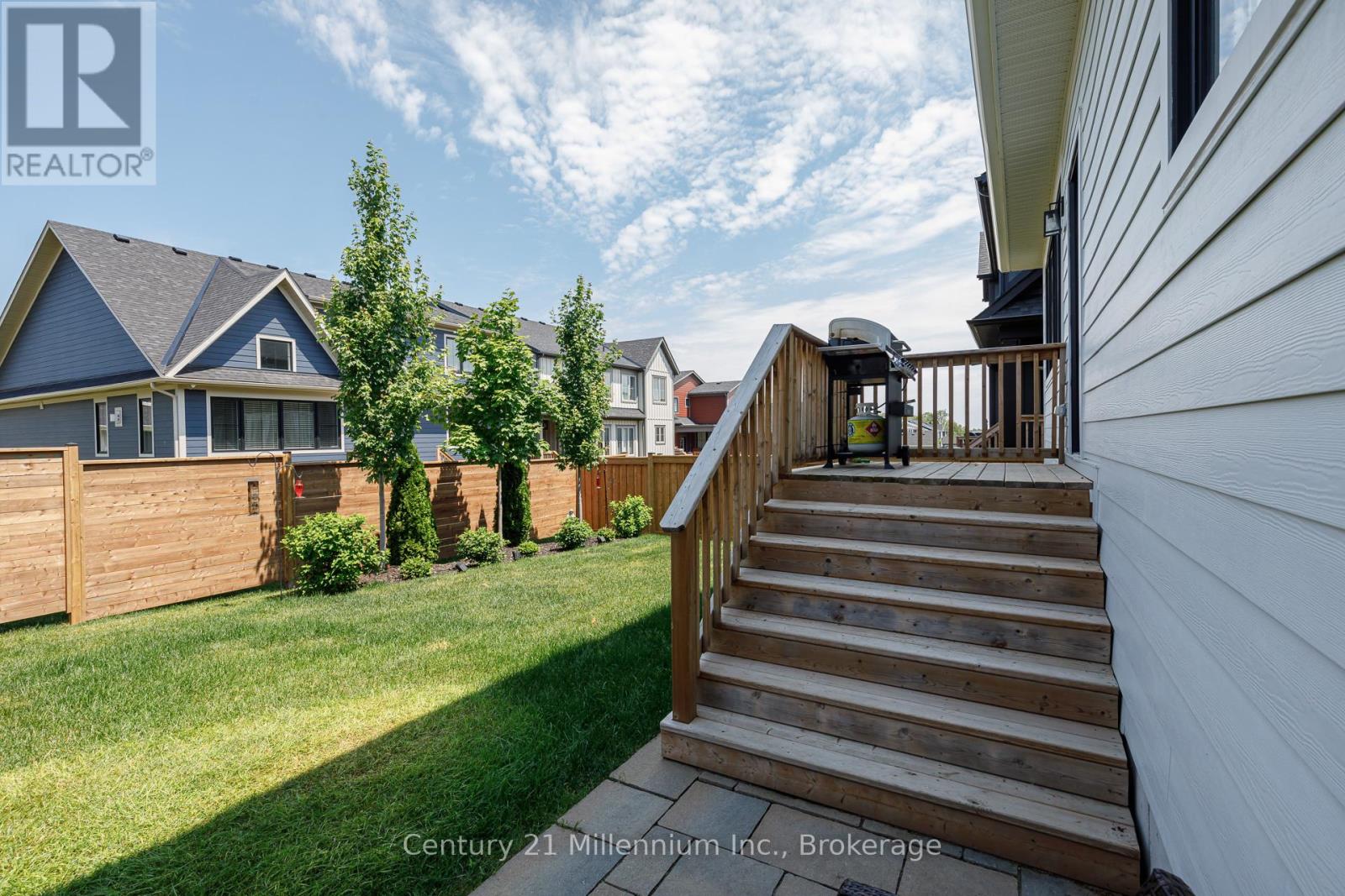 160 Sycamore Street, Blue Mountains, Ontario  L9Y 4E4 - Photo 44 - X13650622