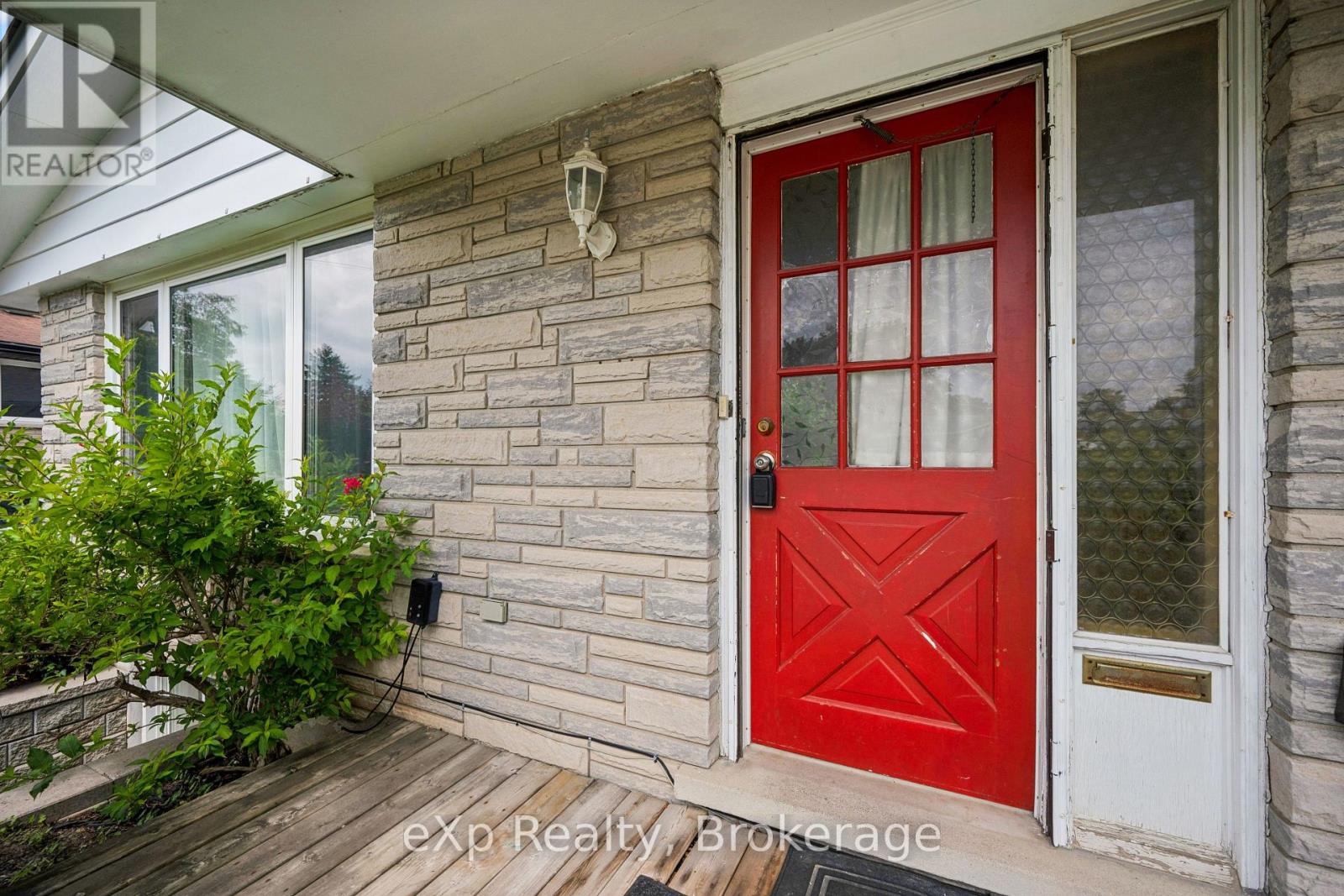 23 Muskoka Drive, Guelph, Ontario  N1E 6E1 - Photo 4 - X13650746