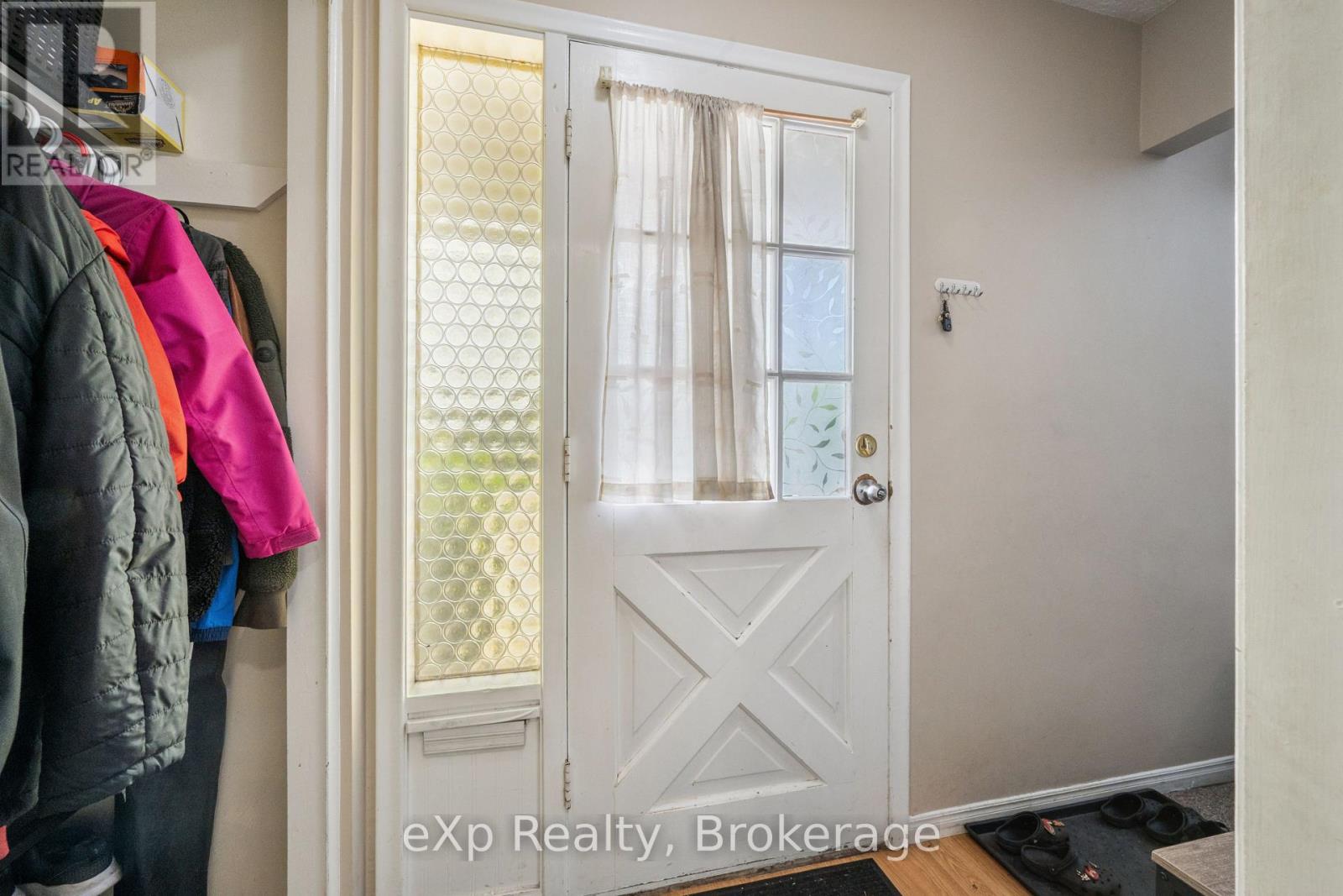 23 Muskoka Drive, Guelph, Ontario  N1E 6E1 - Photo 5 - X13650746