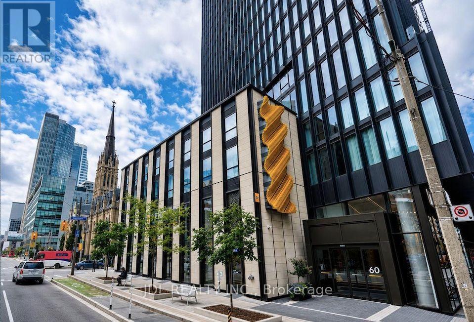 2203 - 60 Shuter Street, Toronto, Ontario  M5B 1A8 - Photo 1 - C13650642
