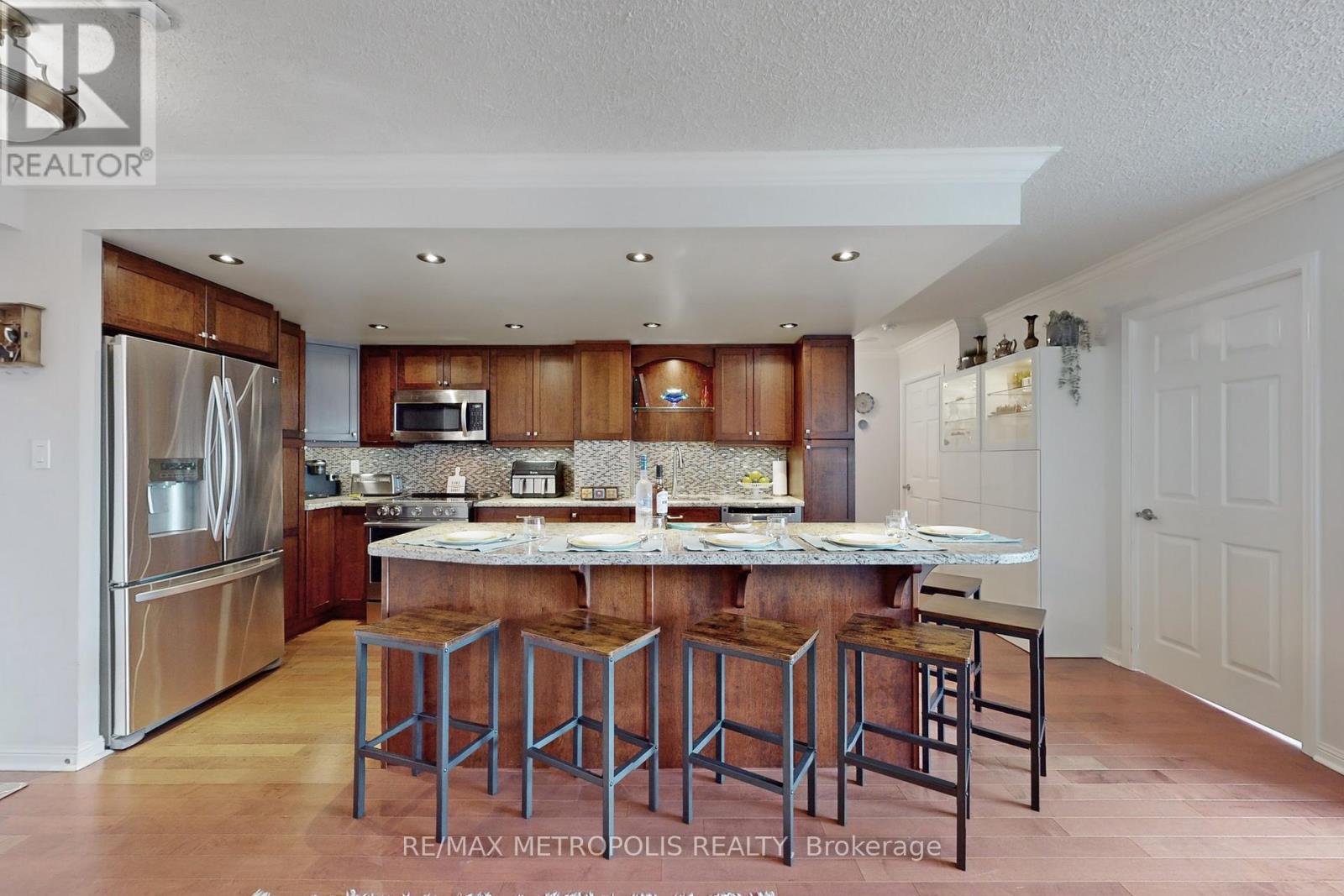 1906 - 23 Lorraine Drive, Toronto, Ontario  M2N 6Z6 - Photo 12 - C13650834