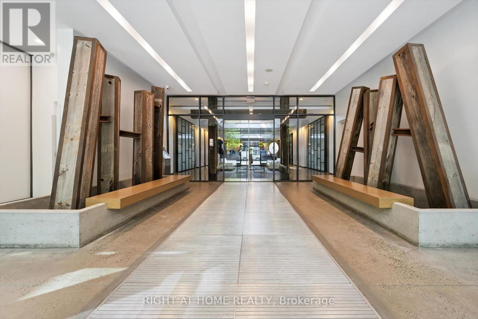 418 - 1030 King Street W, Toronto, Ontario  M6K 3N3 - Photo 3 - C13650856