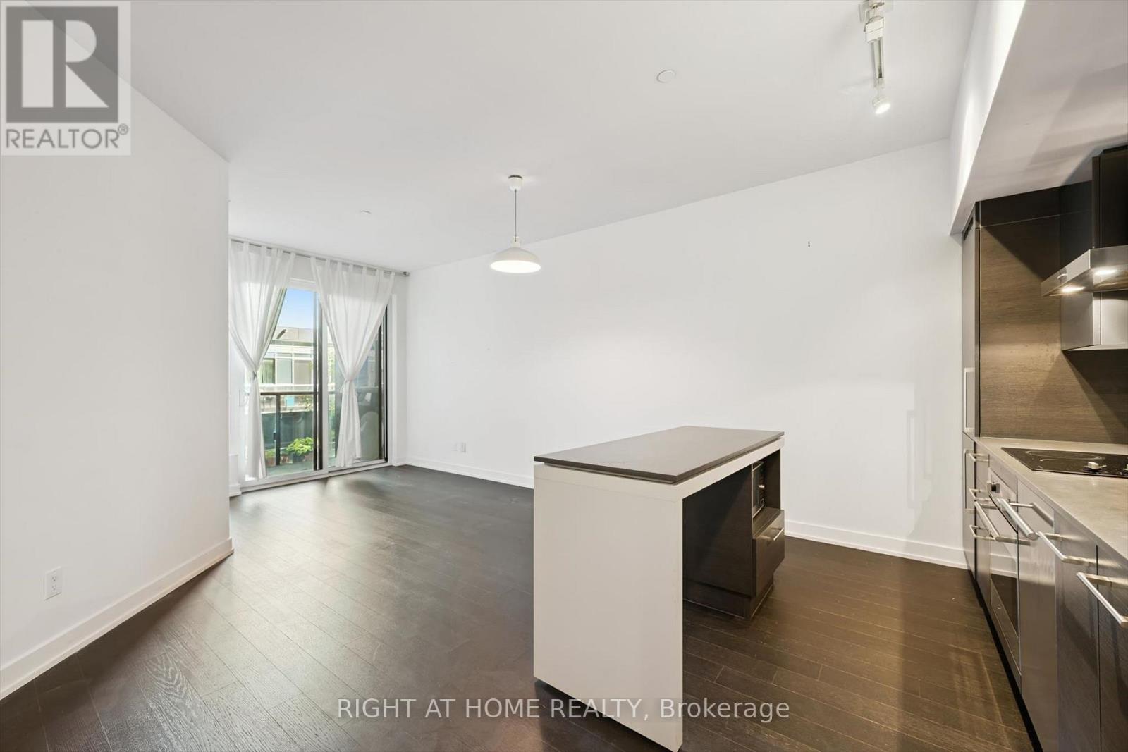 418 - 1030 King Street W, Toronto, Ontario  M6K 3N3 - Photo 7 - C13650856