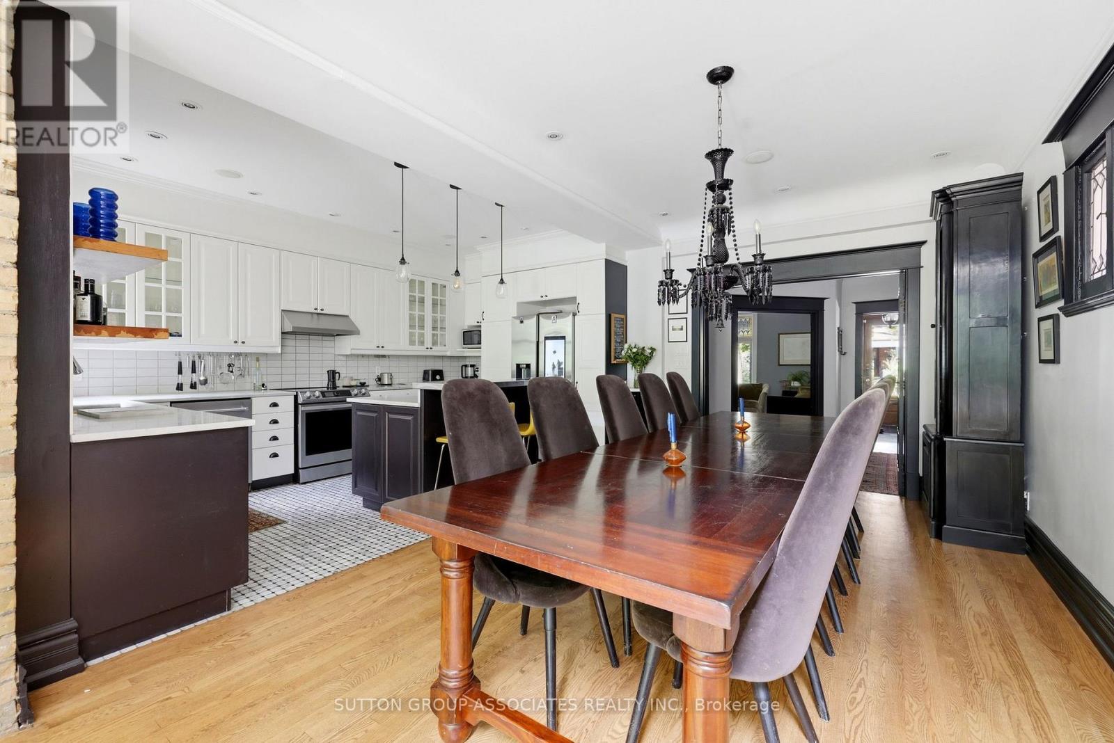 33 Albany Avenue, Toronto, Ontario  M5R 3C2 - Photo 19 - C13650864