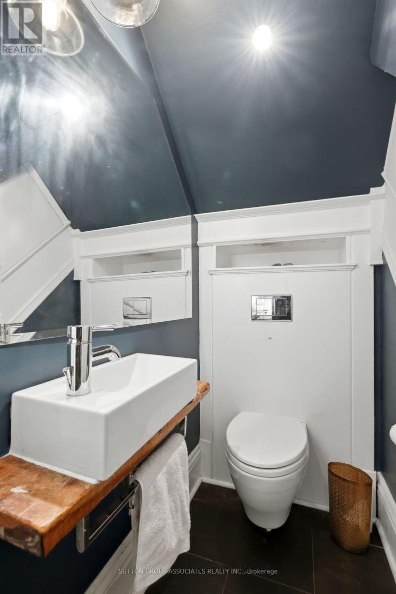 33 Albany Avenue, Toronto, Ontario  M5R 3C2 - Photo 21 - C13650864