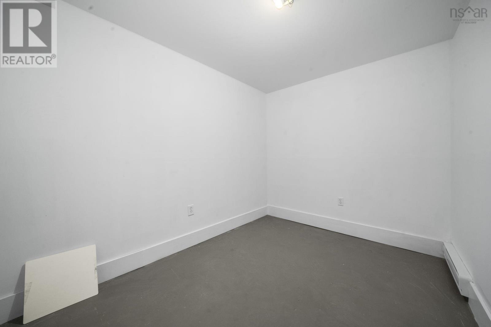 25 Linden Court, Dartmouth, Nova Scotia  B2W 4X2 - Photo 36 - 202617761