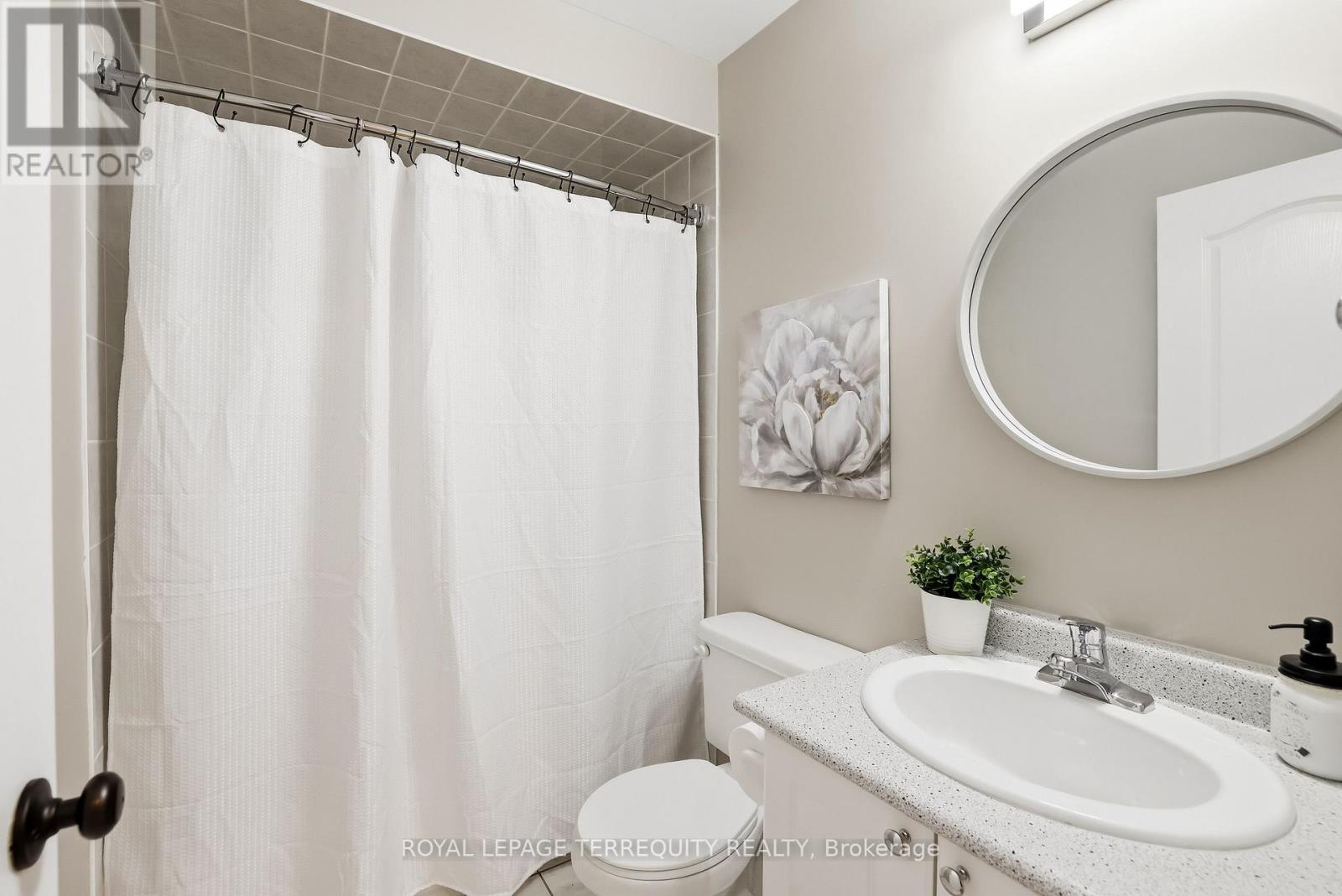 8 Sinden Drive, Whitby, Ontario  L1M 2B8 - Photo 34 - E13650666