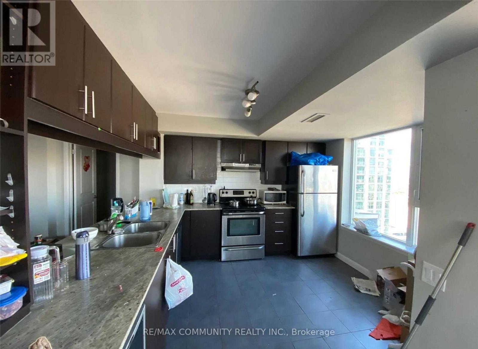 Lph01 - 25 Town Centre Crescent, Toronto, Ontario  M1P 0B4 - Photo 5 - E13650780