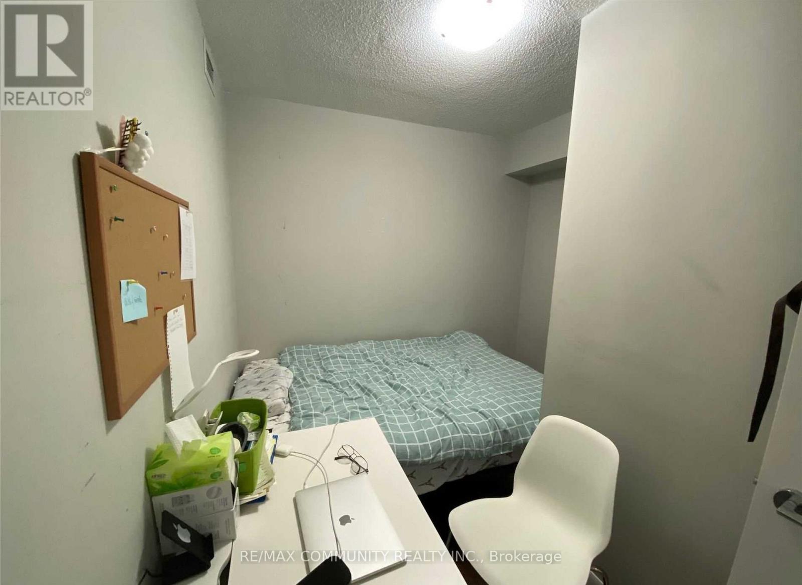 Lph01 - 25 Town Centre Crescent, Toronto, Ontario  M1P 0B4 - Photo 9 - E13650780
