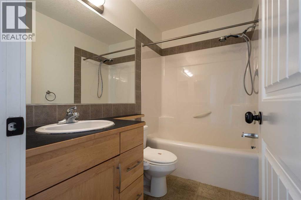 66 Everhollow Avenue Sw, Calgary, Alberta  T2Y 0A9 - Photo 20 - A2320895