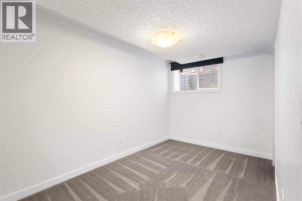 66 Everhollow Avenue Sw, Calgary, Alberta  T2Y 0A9 - Photo 39 - A2320895