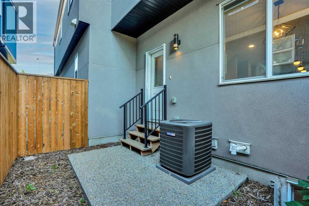 1757 45 Street Nw, Calgary, Alberta  T3B 0P2 - Photo 33 - A2328726