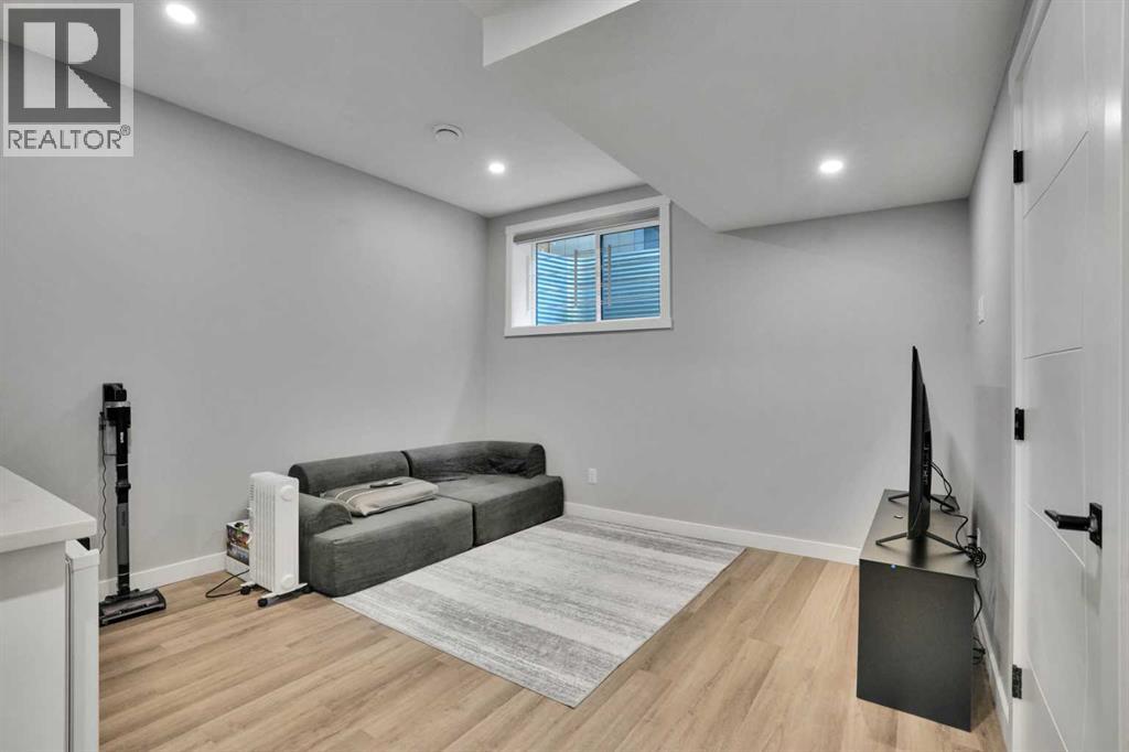 1757 45 Street Nw, Calgary, Alberta  T3B 0P2 - Photo 26 - A2328726