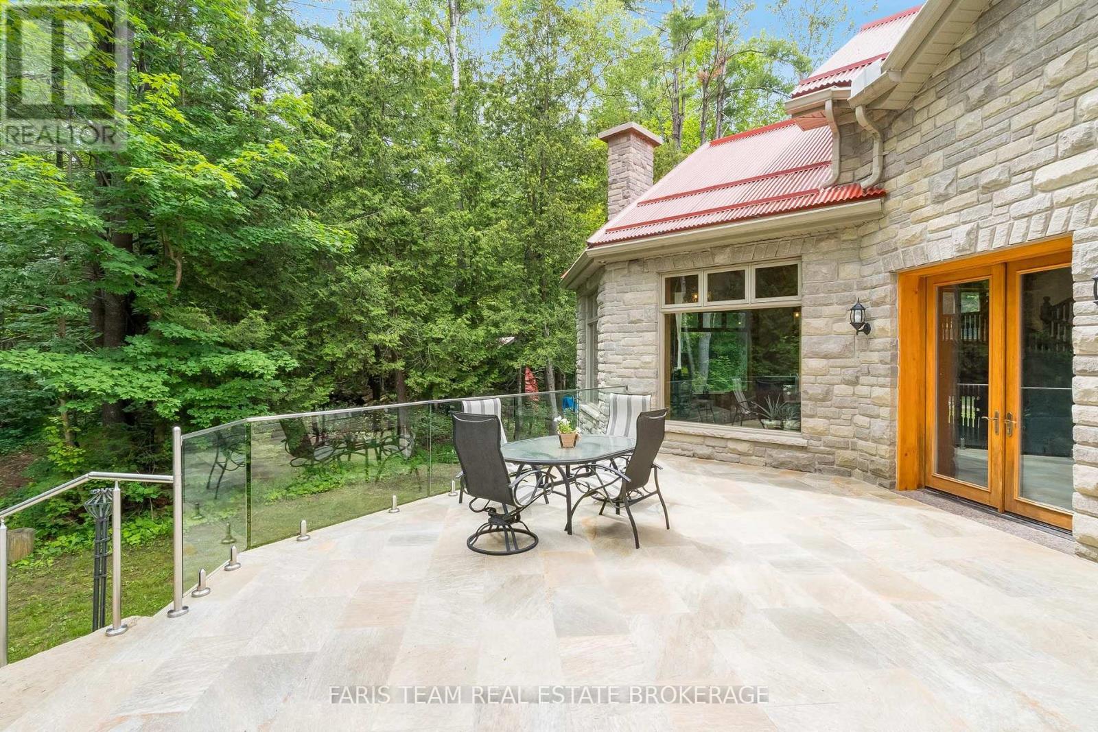 636 Harbour Street, Innisfil, Ontario  L0L 1K0 - Photo 33 - N13650608