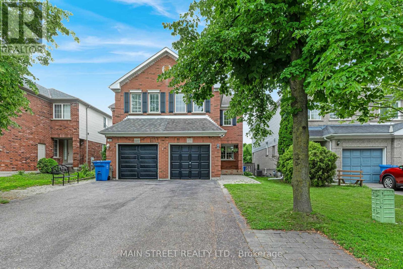 478 HEDDLE CRESCENT, Newmarket, Ontario