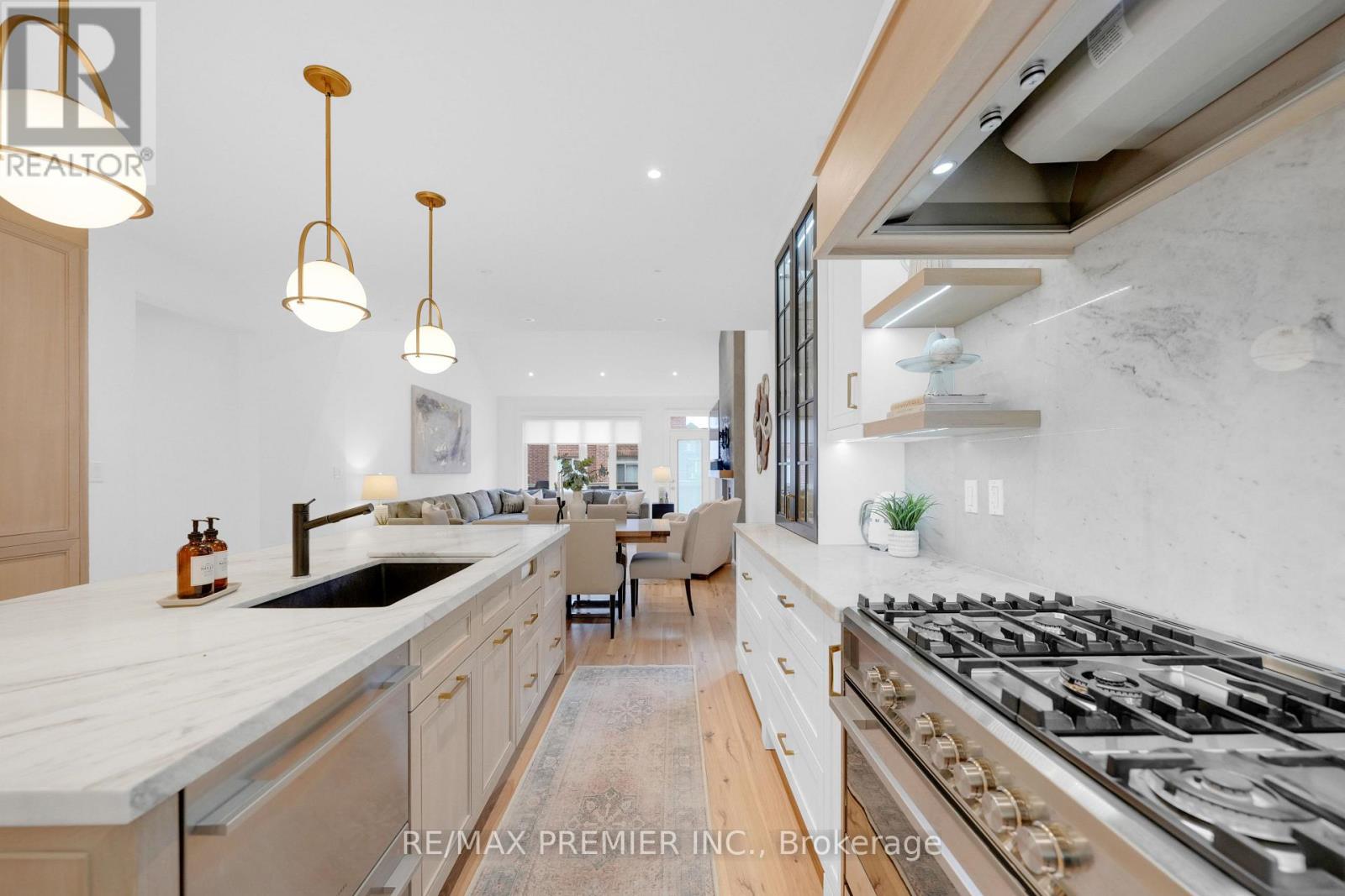 37 Walls Crescent, New Tecumseth (Tottenham), Ontario  L0G 1W0 - Photo 15 - N13650616