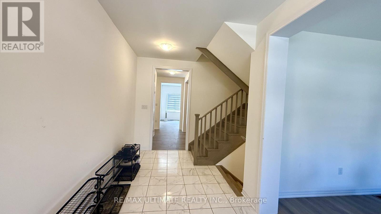258 Warden Street, Clearview (Stayner), Ontario  L0M 1S0 - Photo 3 - S13650674