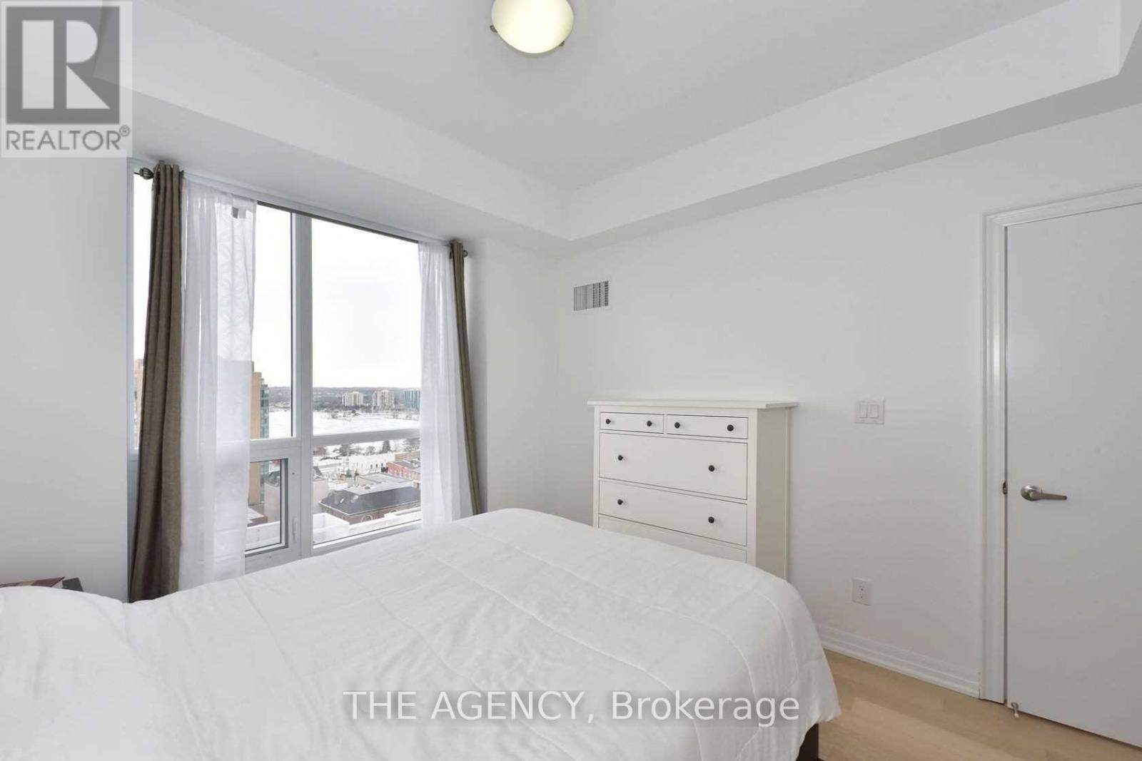 611 - 111 Worsley Street, Barrie (City Centre), Ontario  L4M 1M1 - Photo 6 - S13650816