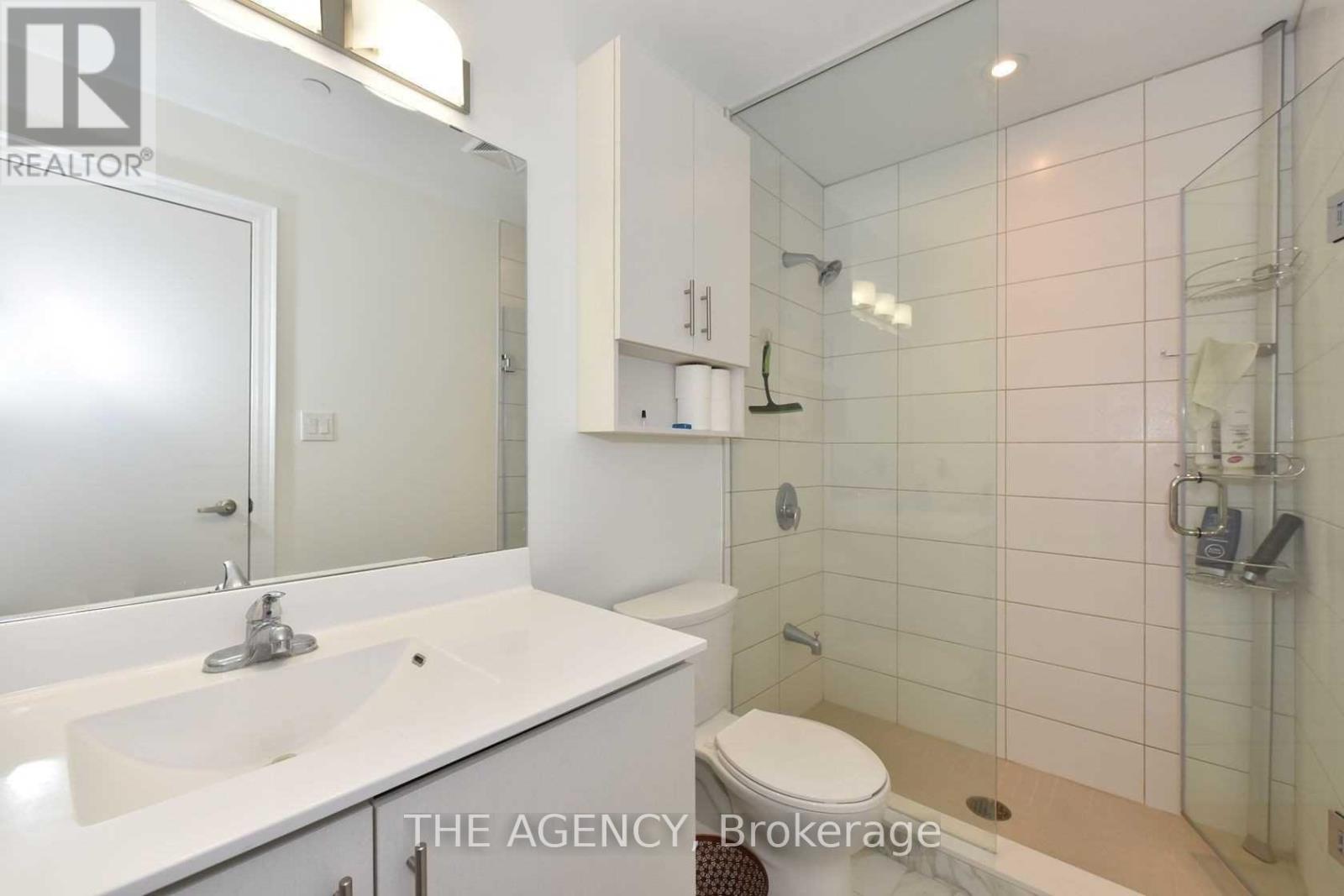 611 - 111 Worsley Street, Barrie (City Centre), Ontario  L4M 1M1 - Photo 7 - S13650816