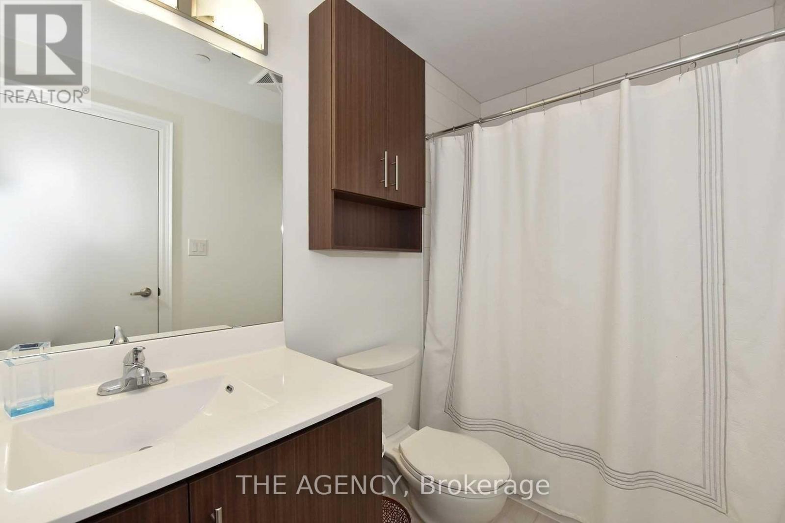 611 - 111 Worsley Street, Barrie (City Centre), Ontario  L4M 1M1 - Photo 8 - S13650816
