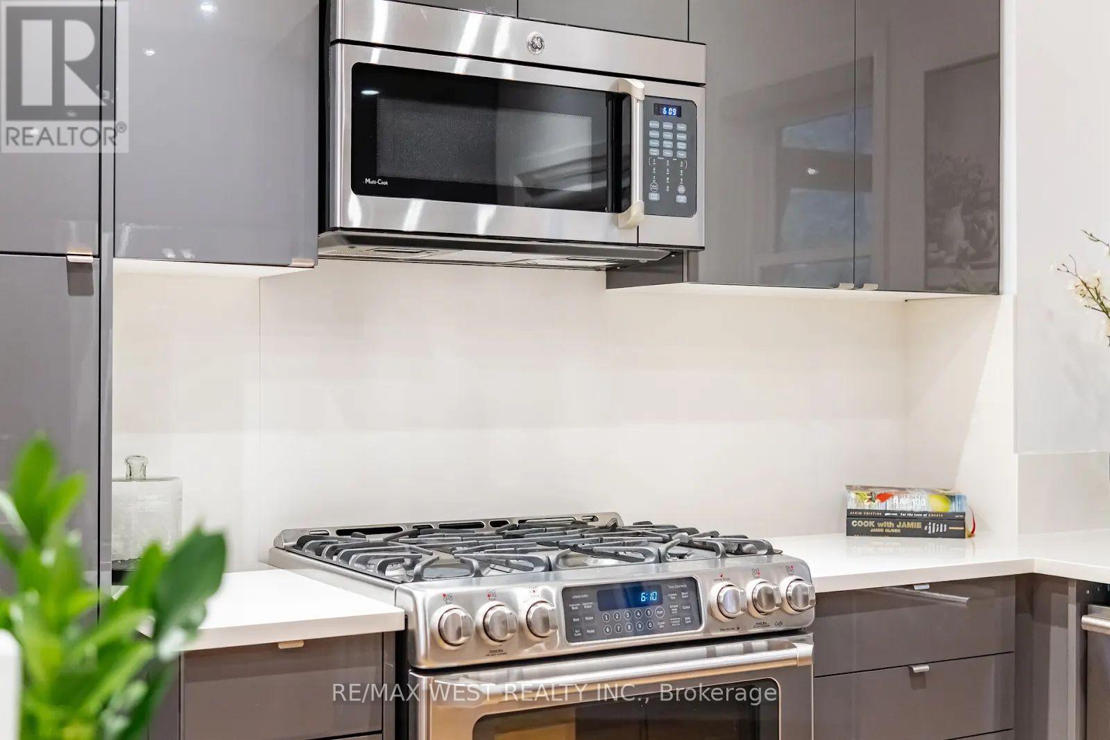 151 Jane Street, Toronto, Ontario  M6S 3Y8 - Photo 15 - W13650606
