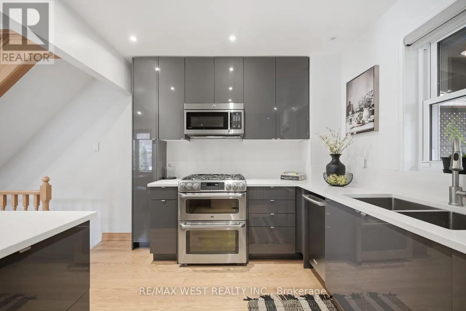 151 Jane Street, Toronto, Ontario  M6S 3Y8 - Photo 18 - W13650606